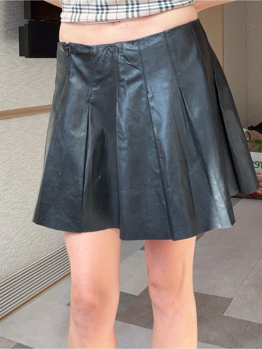 Lamarque Black Leather Pleated Skater Skirt - Picture 4 of 4